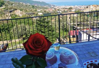 L Angolo di Campagna has Balcony rooms