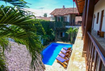 Hotel con Coraz  n has Balcony rooms