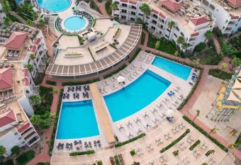 Argan Al Bidaa Hotel and Resort , Kuwait has Balcony rooms