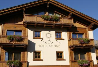 Eco & Wellness Boutique Hotel Sonne has Balcony rooms