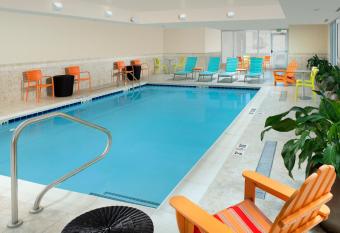 Home2 Suites by Hilton Denver International Airport allows 18 year olds to book a room