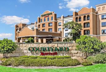 Courtyard by Marriott San Antonio SeaWorld/Westover Hills has Balcony rooms