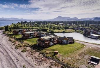 Blue Aparts Dina Huapi Bariloche has Balcony rooms