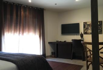 Hotel Calabria has Balcony rooms