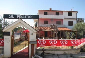 B&B Dal Pescatore has Balcony rooms