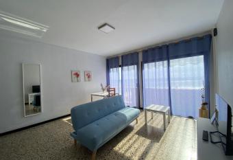 Rocamar allows 18 year olds to book a room