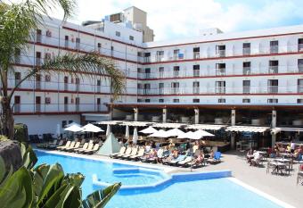 Hotel Papi has Balcony rooms