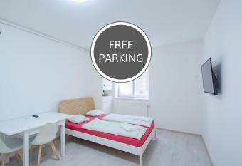 Apartment Tr  a  ka allows 18 year olds to book a room