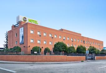 B&B HOTEL Madrid Arganda allows 18 year olds to book a room