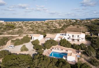 Apartments Es Clot des Forn has Balcony rooms