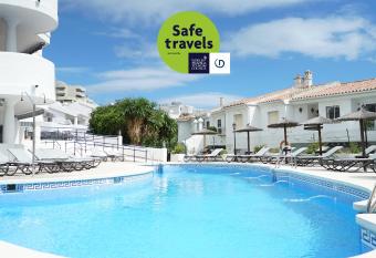 Sahara Sunset has Balcony rooms