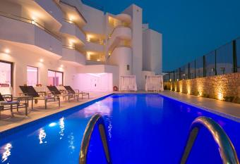 My Way Luxury Ibiza Studio - AB Group has Balcony rooms