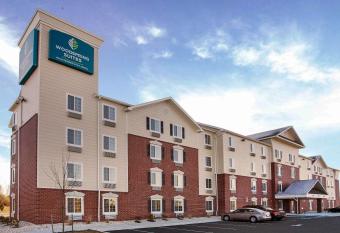 WoodSpring Suites Frederick I-70 allows 18 year olds to book a room