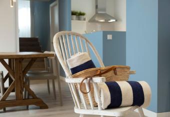 Cliper Apartments by Escampa Hotels allows 18 year olds to book a room