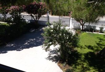 Park Hotel Edipsos has Balcony rooms