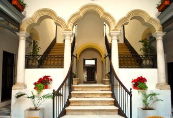 Apartamentos Larga 70 has Balcony rooms