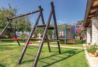 Apartmani Lusi has Smoking/Balcony rooms