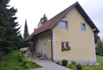 Dobrila Apartments has Balcony rooms