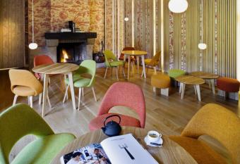 Echaurren Hotel Gastron  mico has Balcony rooms