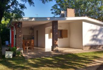 Complejo Leon has Balcony rooms