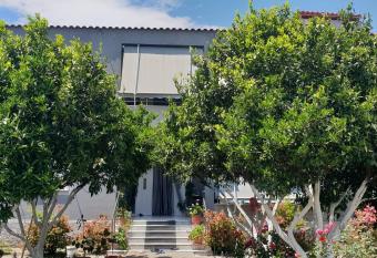 Guesthouse Anila has Balcony rooms