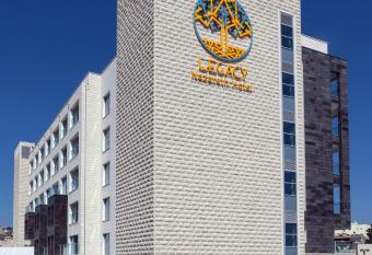 Legacy Hotel   & Convention Center Nazareth allows 18 year olds to book a room