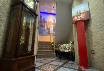 Boston hotel has Balcony rooms