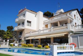Hotel Bonsol has Balcony rooms