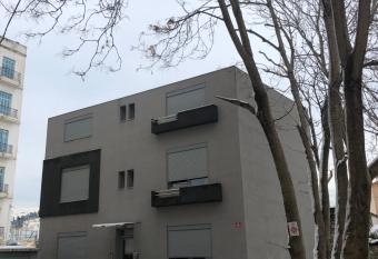 roomotel.com has Balcony rooms