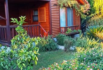 Leontopolis Apart Otel allows 18 year olds to book a room