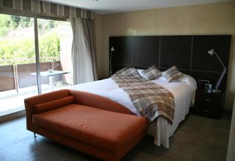 Montaltmar has Balcony rooms