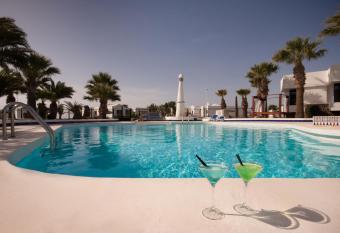 Apartamentos Panorama Adults Only has Balcony rooms