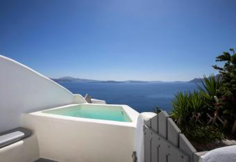 Ducato Di Oia allows 18 year olds to book a room