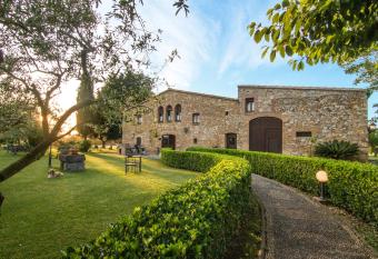 Hotel Mas Rabiol -Costa Brava-Emporda-Only Adults allows 18 year olds to book a room