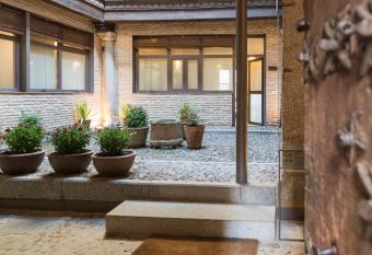 Casa de los Moz  rabes by Toledo AP has Balcony rooms