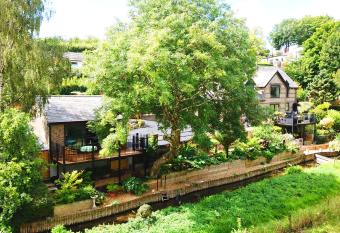 Waterfield House B&B allows 18 year olds to book a room