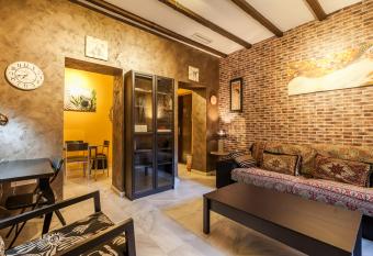 Alfareria has Balcony rooms