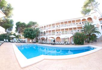 Hotel Cala Gat has Balcony rooms