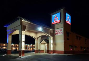 Studio 6 Odessa Tx allows 18 year olds to book a room