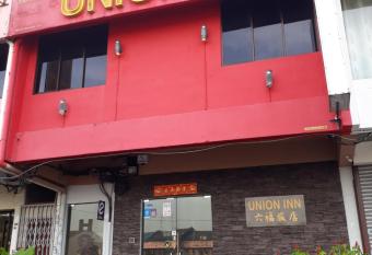 Union Inn allows 18 year olds to book a room