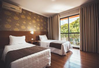 Hotel Rafain Centro allows 18 year olds to book a room