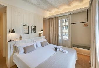 The Moods Catedral Hostal Boutique has Balcony rooms