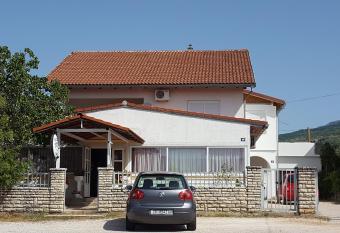 Sobe Braica allows 18 year olds to book a room