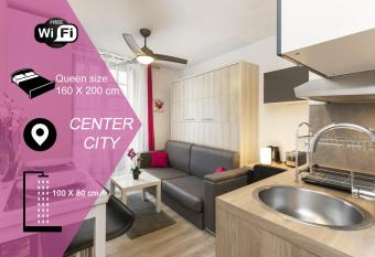 Studio Serenit   allows 18 year olds to book a room