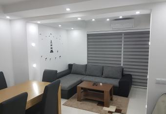 Apartments Me  i   has Balcony rooms