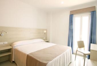 AReH Apartamentos has Balcony rooms