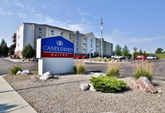 Candlewood Suites Bismarck allows 18 year olds to book a room