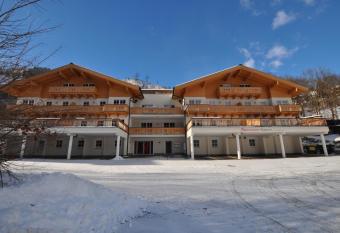 Alpine Resort by Alpin Rentals has Balcony rooms