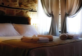 Chorostasi Mansion allows 18 year olds to book a room