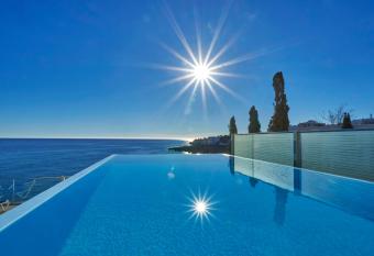 Hotel Balc  n de Europa has Balcony rooms